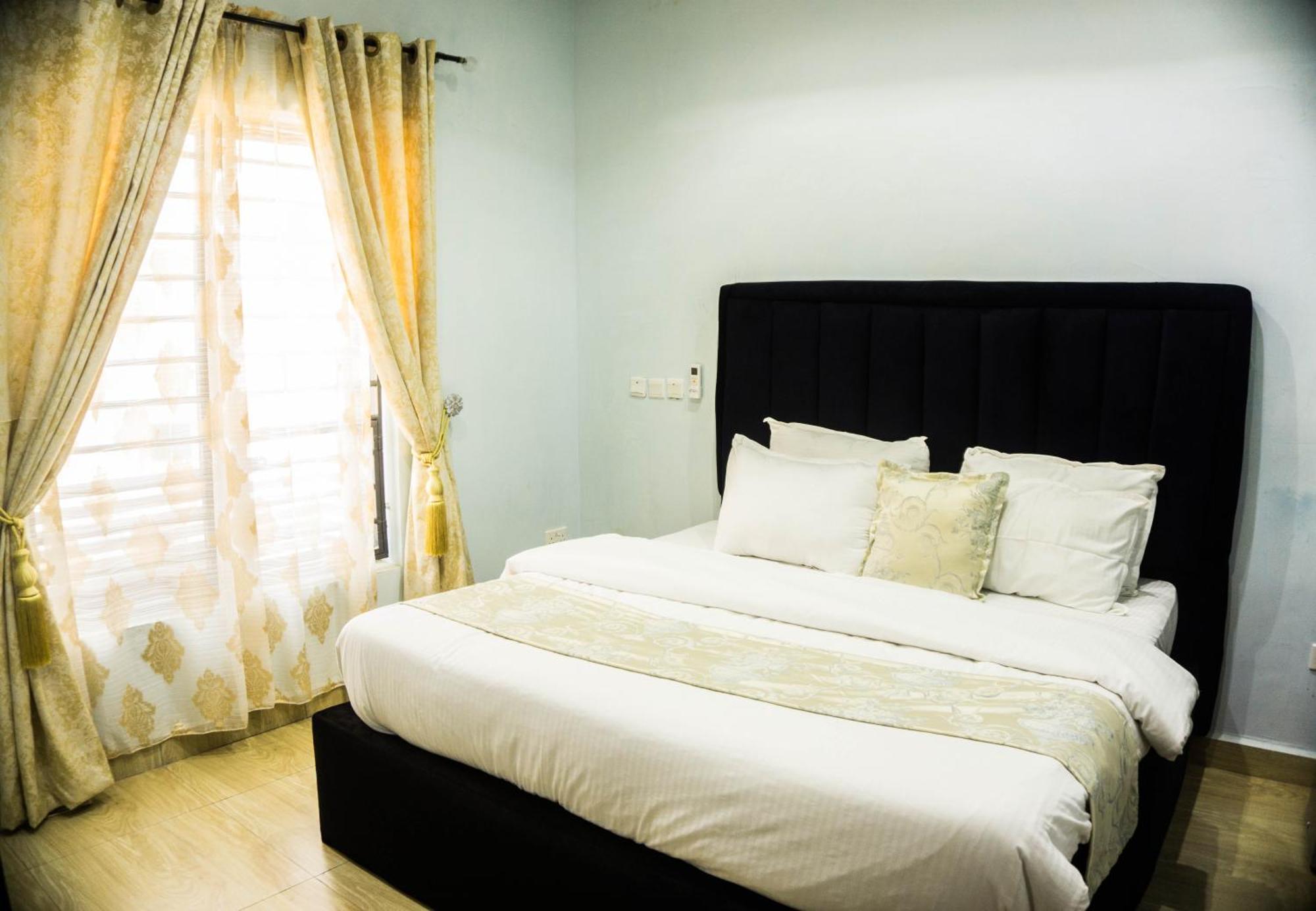 Vibes Suites Kaba Dış mekan fotoğraf