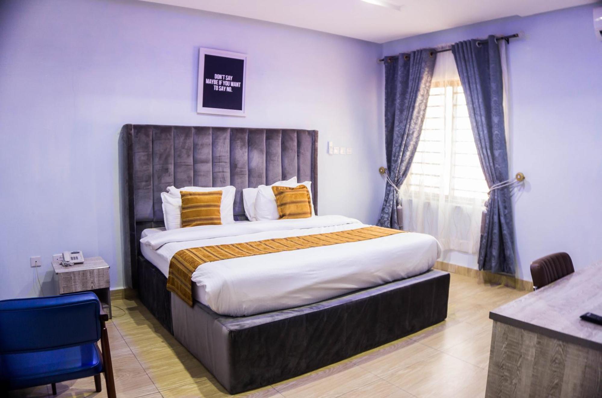 Vibes Suites Kaba Dış mekan fotoğraf