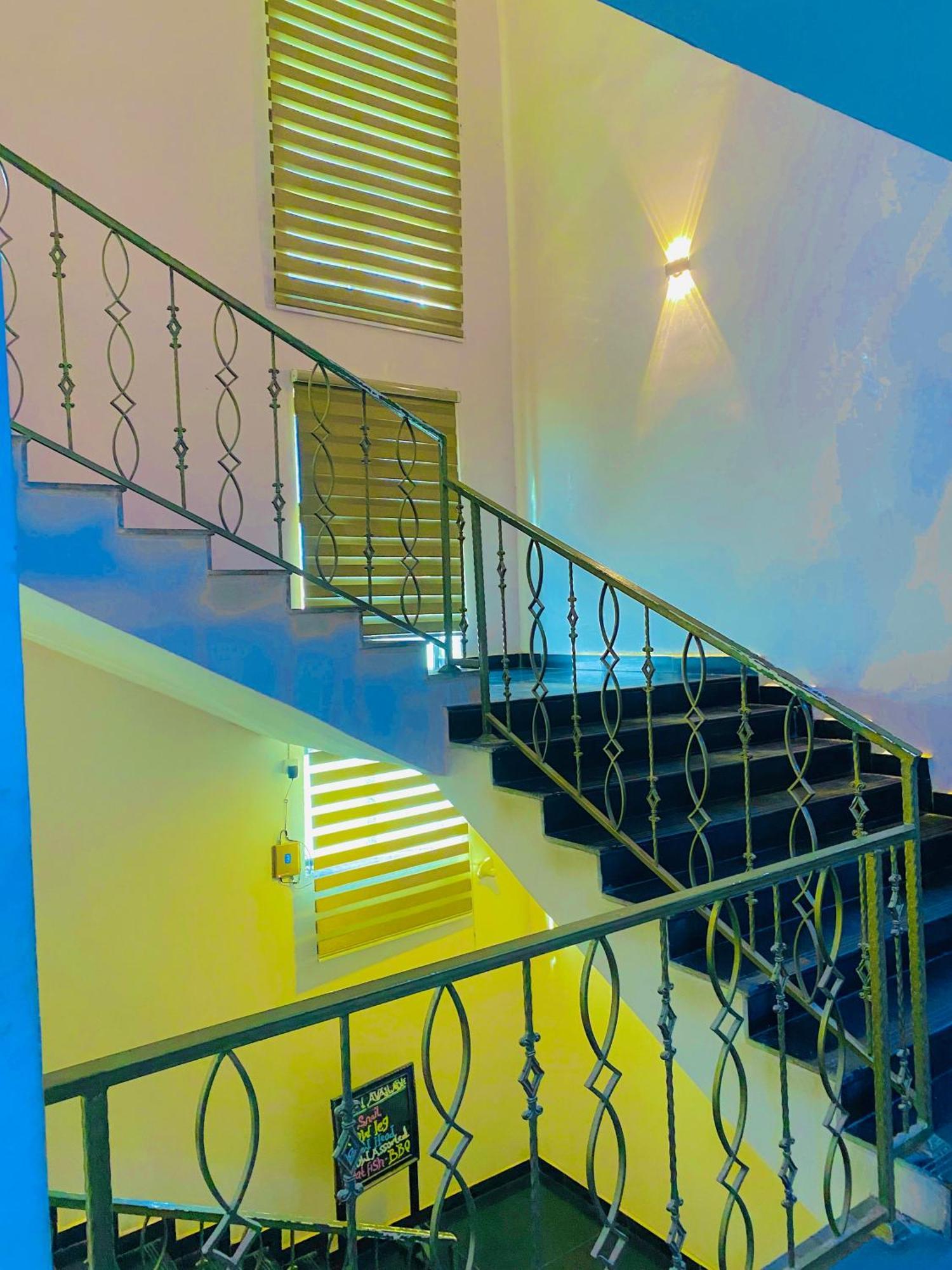 Vibes Suites Kaba Dış mekan fotoğraf